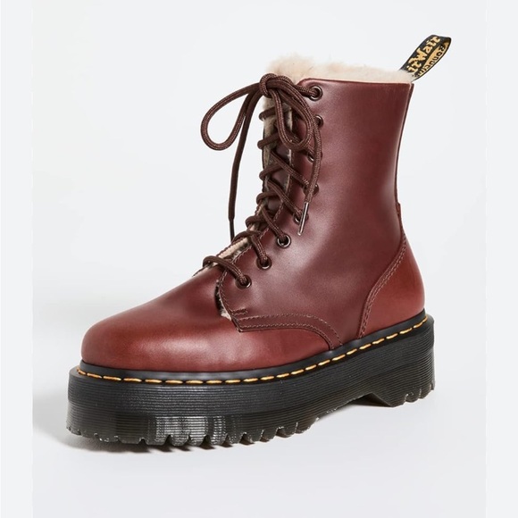 Dr. Martens Shoes - Dr Martens • Jadon Faux Fur Lined Platform Boots brown Abruzzo leather 8